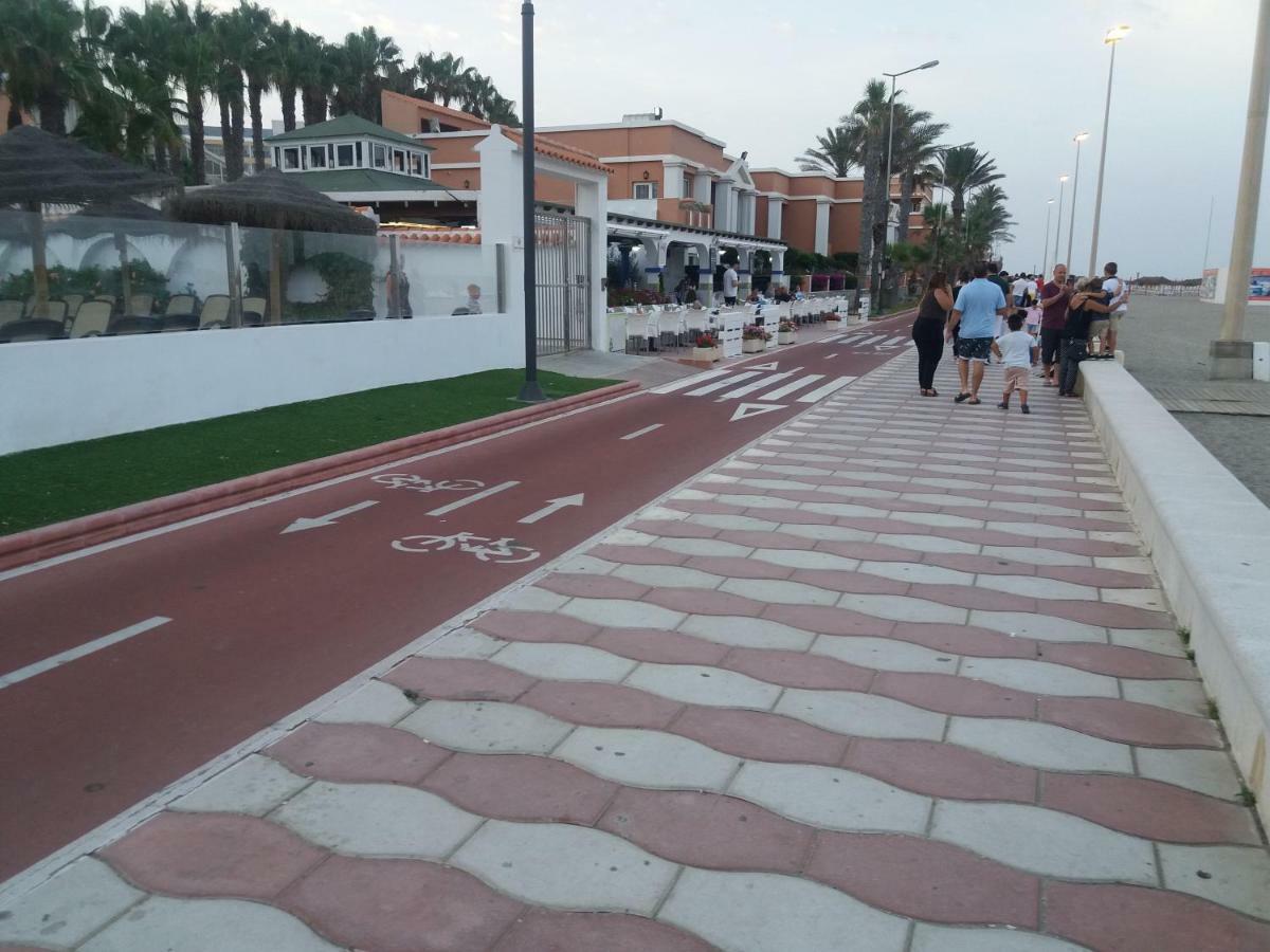 Sol Todo El Ano En Roquetas De Mar Lejlighed Eksteriør billede